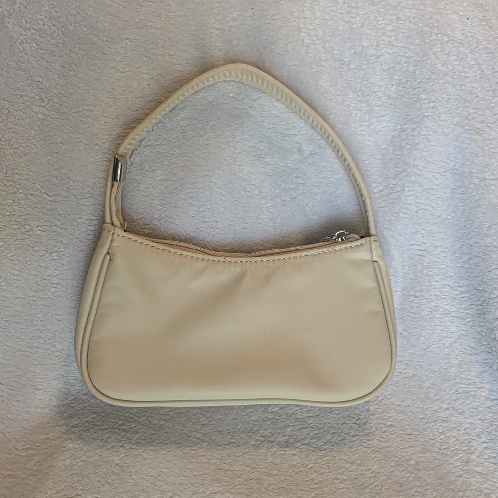 !!!!SOLD!!!! NWOT cute mini beige baguette bag !